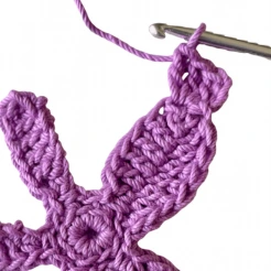 crochet hibiscus flower pattern fig 2